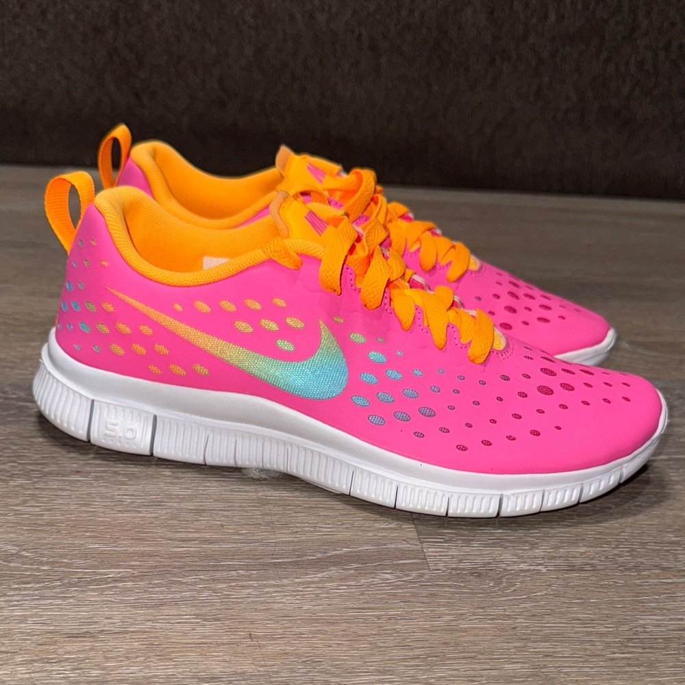 Nike Free Express GS Running Shoes pink glow-atomic mango 6.5 youth